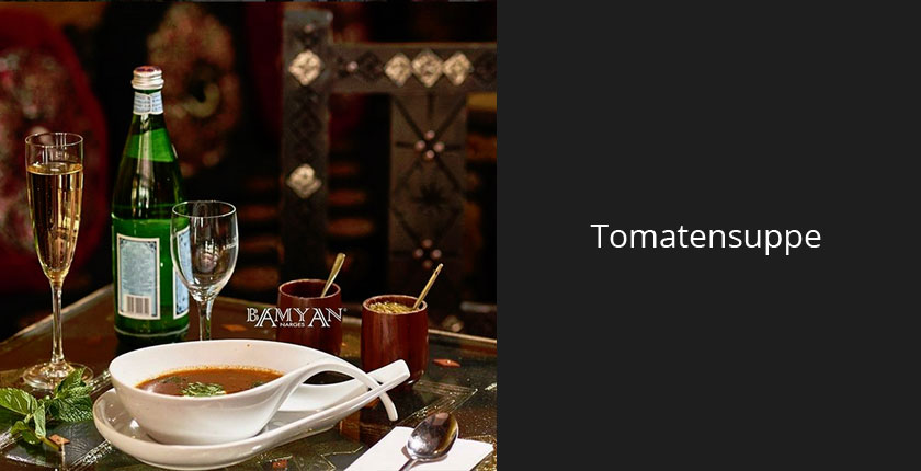 Aromatische Tomatensuppe mit Ingwer und frischem Chilli